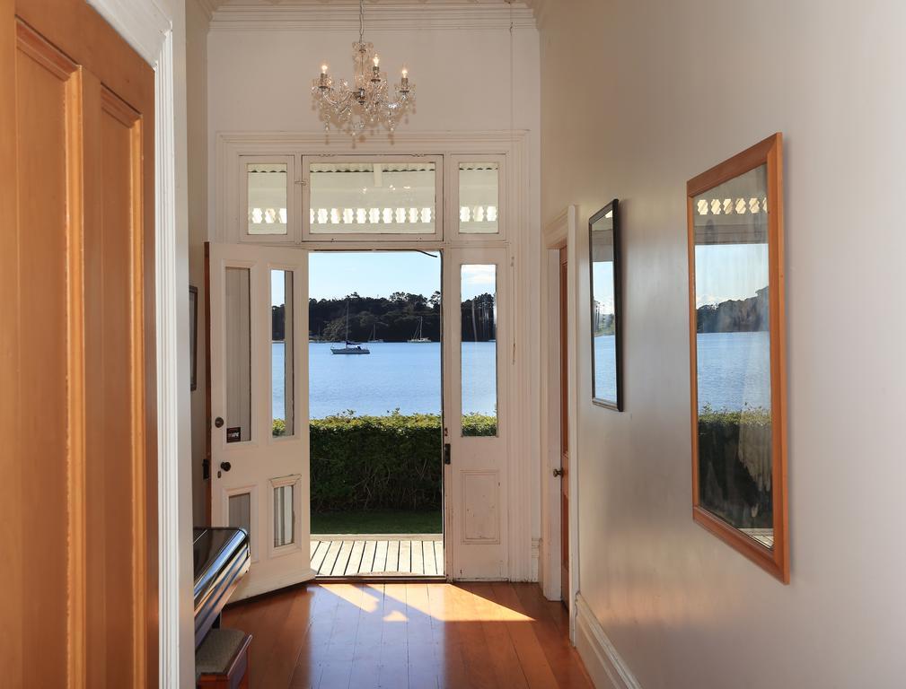 Oakura Bay Villa - Stay Waiheke Te Whau Bay Eksteriør billede