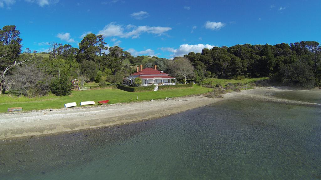 Oakura Bay Villa - Stay Waiheke Te Whau Bay Eksteriør billede