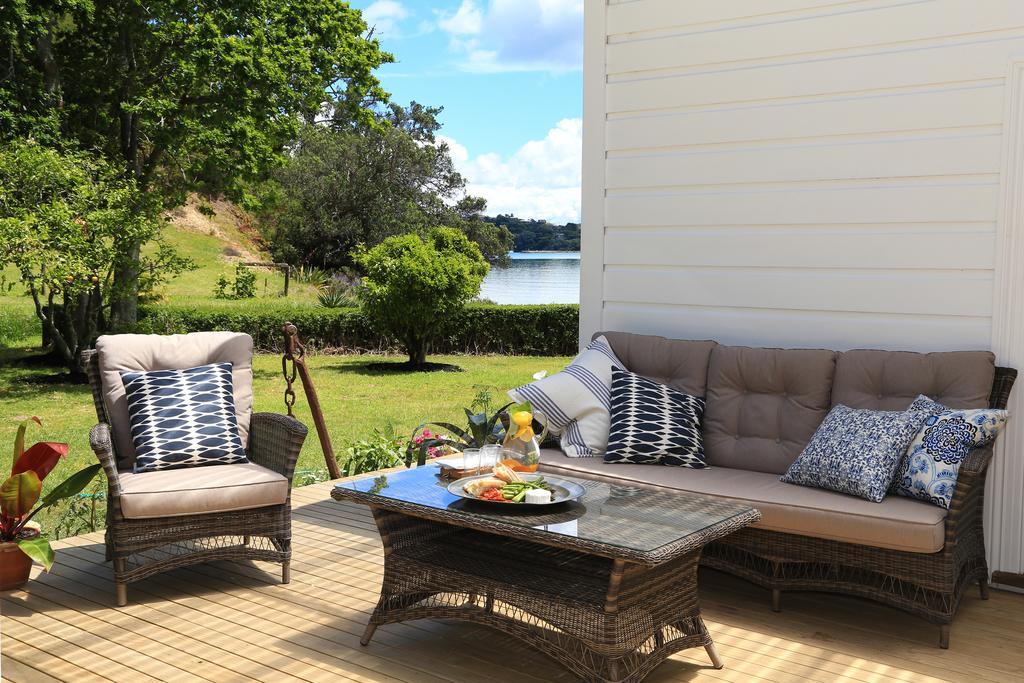 Oakura Bay Villa - Stay Waiheke Te Whau Bay Eksteriør billede