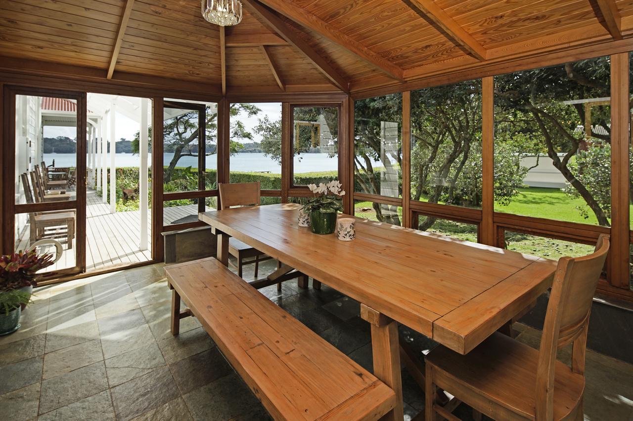 Oakura Bay Villa - Stay Waiheke Te Whau Bay Eksteriør billede